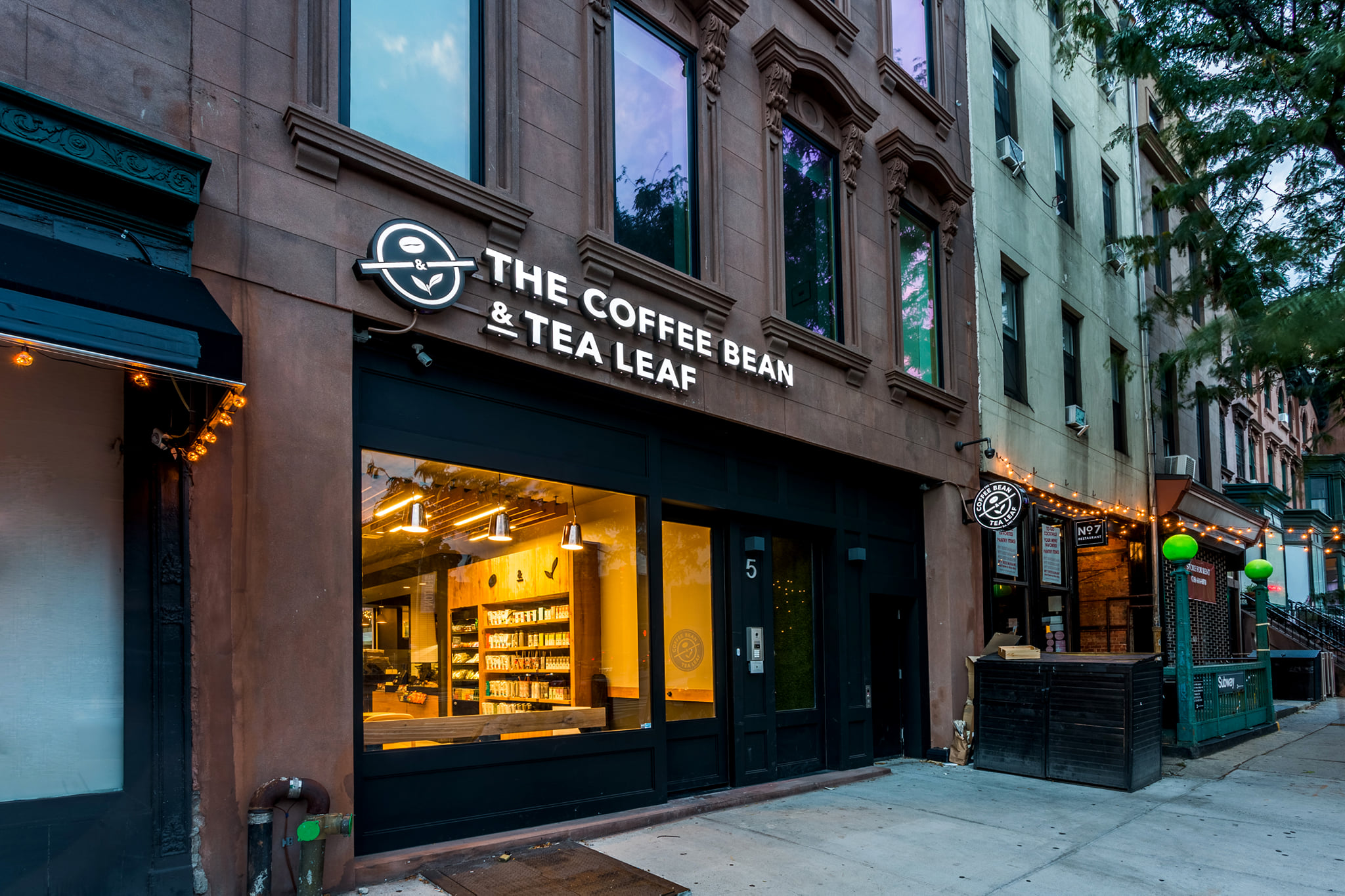 The Coffee Bean & Tea Leaf Opens In Brooklyn LATF USA