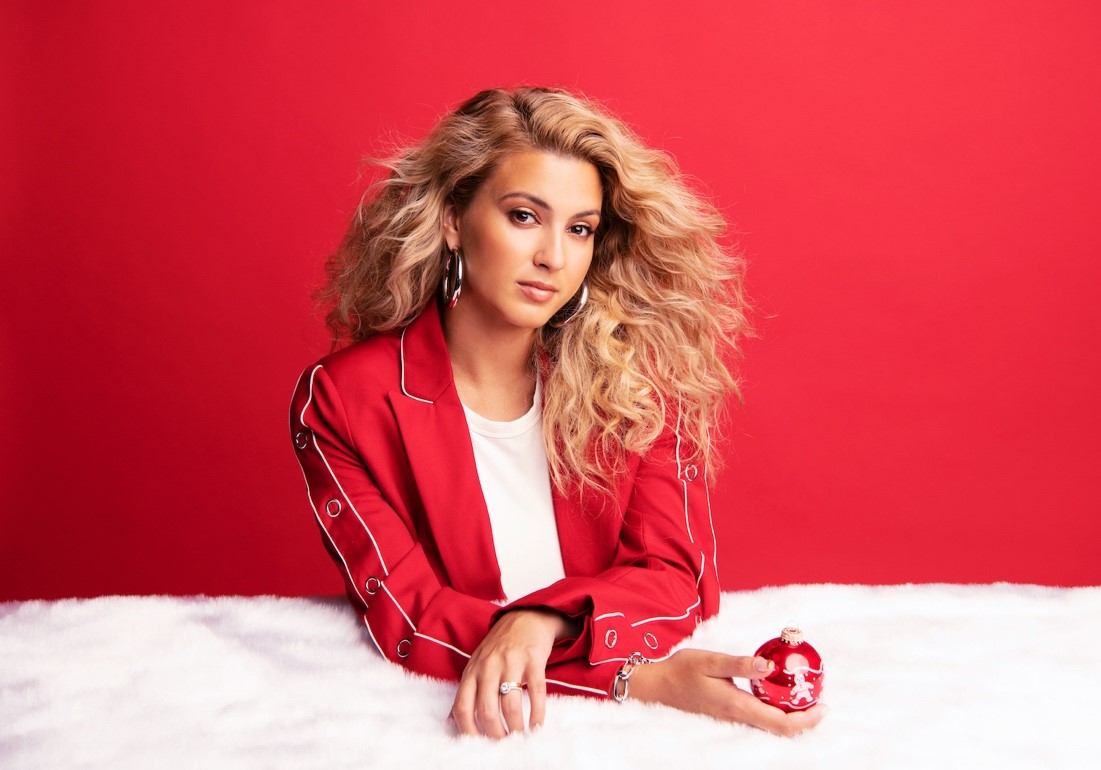 Tori Kelly Unveils Offical Video For New Song "25th
