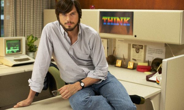 20130103122835Ashton_Kutcher_as_Steve_Jobs