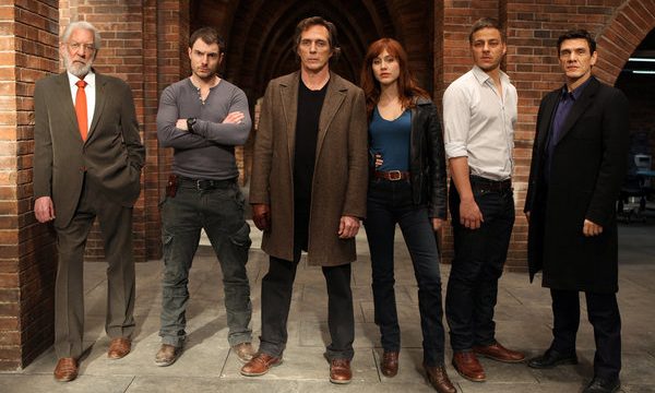 Crossing Lines - Season 1