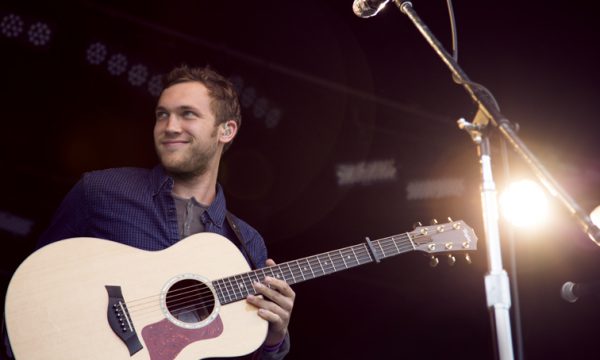 20131002133012Phillip_Phillips