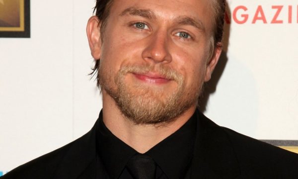 20131013094109Fifty_Shades_of_Grey_Charlie_Hunnam