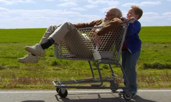 20131028013715Jackass_bad_grandpa_