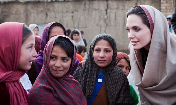 20131118135343Angelina_Jolie