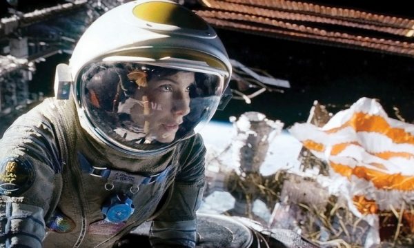 20140208001649Gravity_Sandra_Bullock