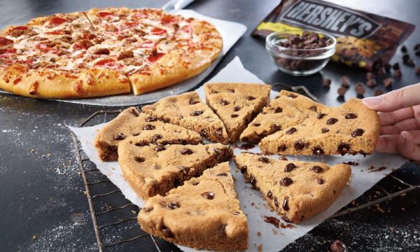 Pizza Hut Chocolate Chip Cookie