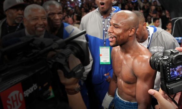 20150507191741Floyd_Money_Mayweather_interview_on_Showtime