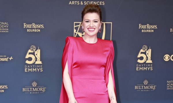 Kelly Clarkson on the red carpet for THE 51ST ANNUAL DAYTIME EMMY® AWARDS, airing live on Friday, June 7 (8:00-10:00 PM, ET/PT) on the CBS Television Network, and available to stream live and on-demand on Paramount+*. Photo: Sonja Flemming/CBS ©2024 CBS Broadcasting, Inc. All Rights Reserved.