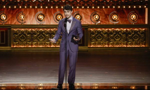 Danielle Radcliffe accepts the award for Best Featured Actor in a Musical on THE 77TH ANNUAL TONY AWARDS, live from the David H. Koch Theater at Lincoln Center for the Performing Arts in New York City, Sunday, June 16 (8:00-11:00 PM, LIVE ET/5:00-8:00 PM, LIVE PT) on the CBS Television Network. Photo credit: Mary Kouw/CBS ©2024 CBS Broadcasting, Inc. All Rights Reserved.