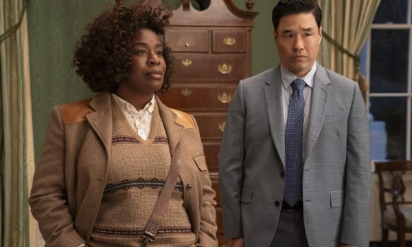 The Residence. (L to R) Uzo Aduba as Cordelia Cupp, Randall Park as Edwin Park in episode 101 of The Residence. Cr. Erin Simkin/Netflix © 2024