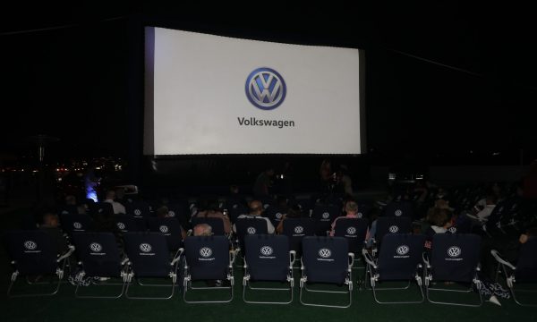 volkswagens-drive-in-movie-event-featuring-the-all-new-atlas-copy-19