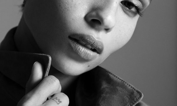 zoe-kravitz-for-black-opium-rory-van-milligen-bw